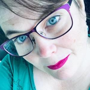 Meet your Posher, Phoebe